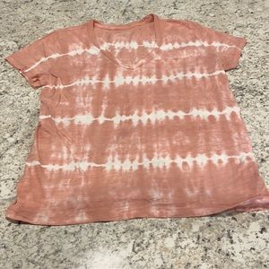 Universal Threads V-Neck T-Shirt